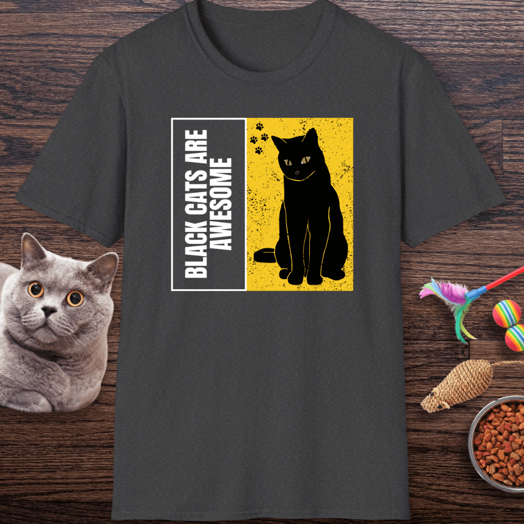 Black Cats Are Awesome T-Shirt