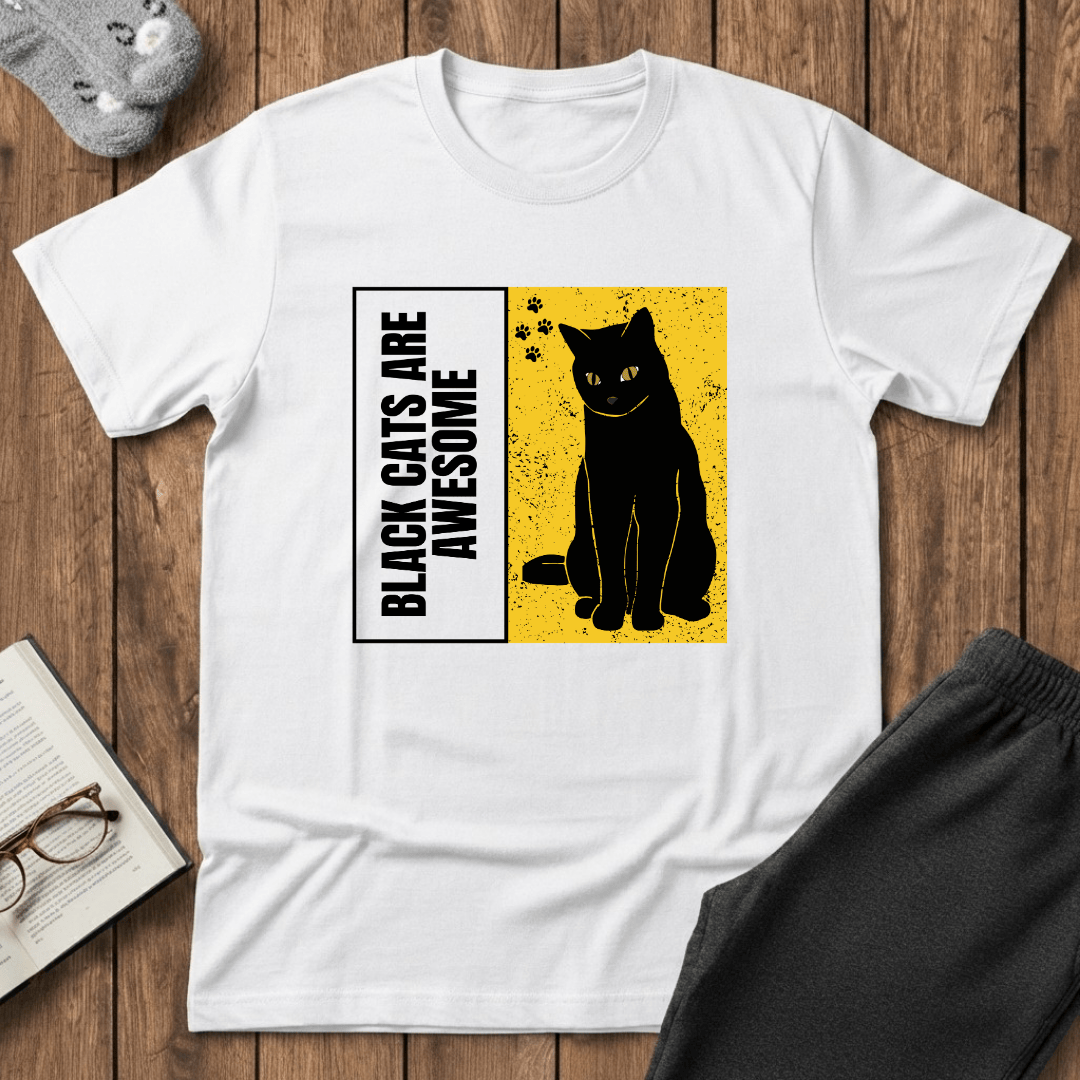 Black Cats Are Awesome T-Shirt