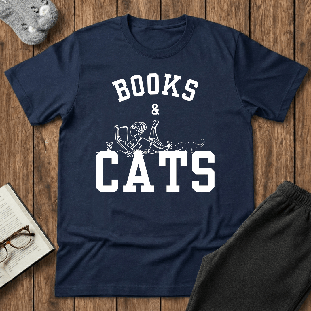 Books & Cats Lover T-shirt