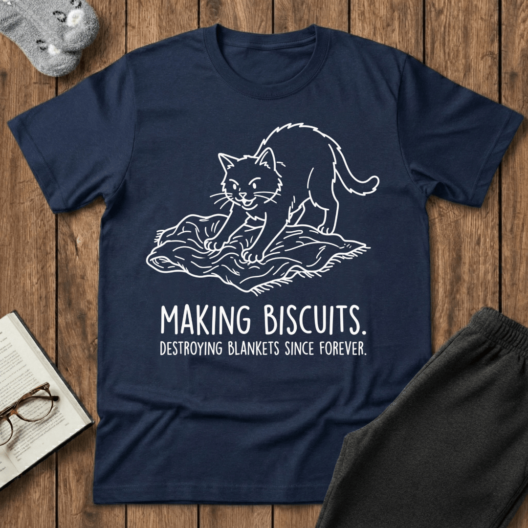 Making Biscuits Cat T-shirt