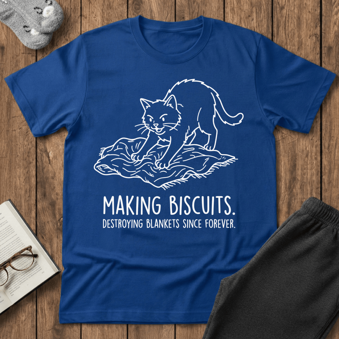 Making Biscuits Cat T-shirt